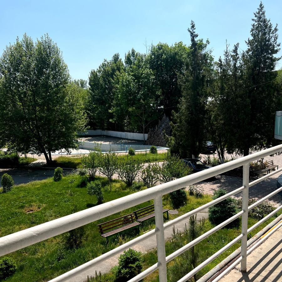 Tourist Hotel Șîmkent Exterior foto