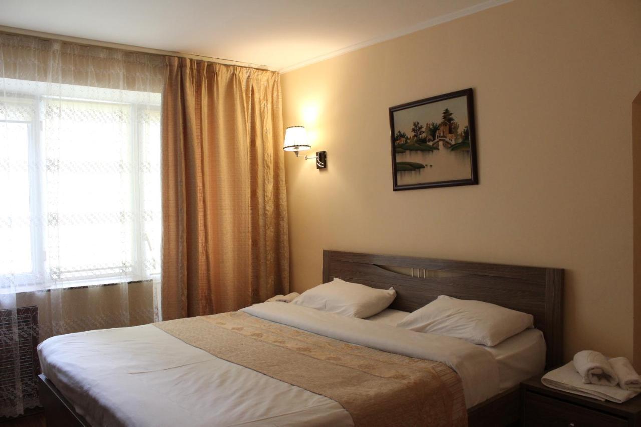 Tourist Hotel Șîmkent Exterior foto