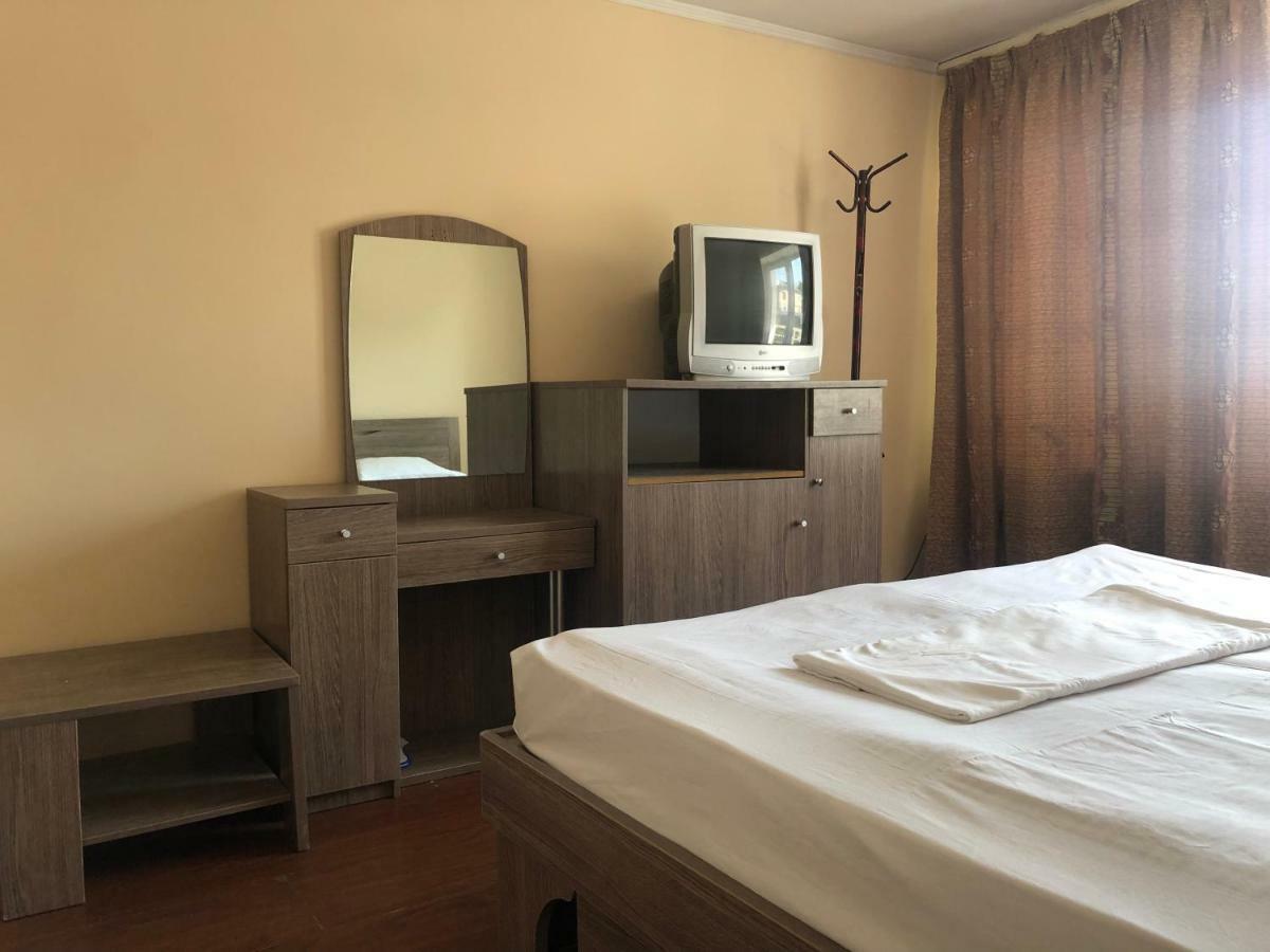 Tourist Hotel Șîmkent Exterior foto